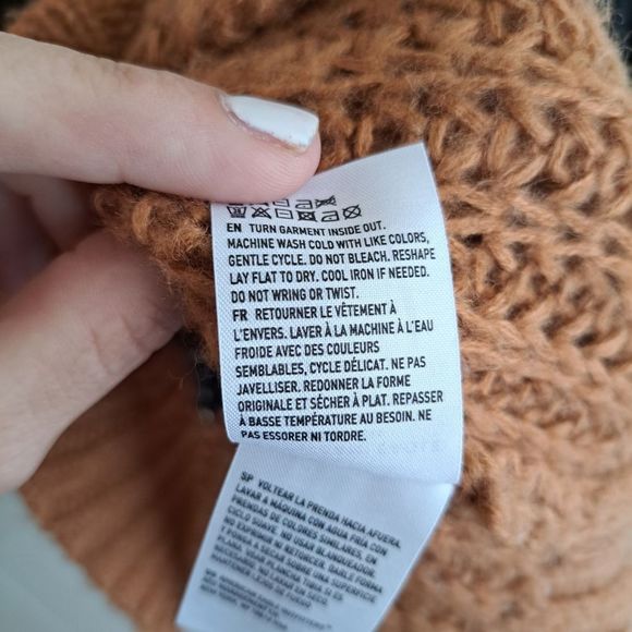 American Eagle Outfitters Women Color Block Pullover Sweater Size Small - Picture 5 of 5